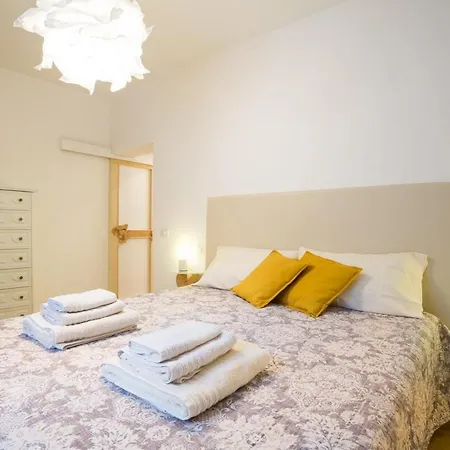 Apartment Le Dimore By Borgo Tessile - Fiore *