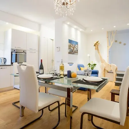 Apartment Le Dimore By Borgo Tessile - Fiore